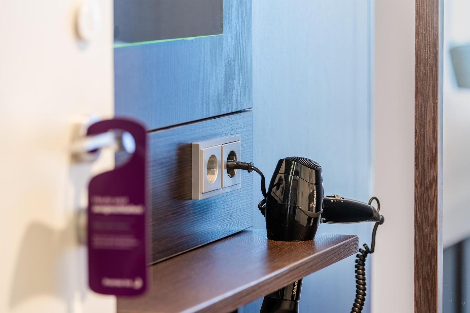 Standard Quadruple Room,1733312179:JPEG